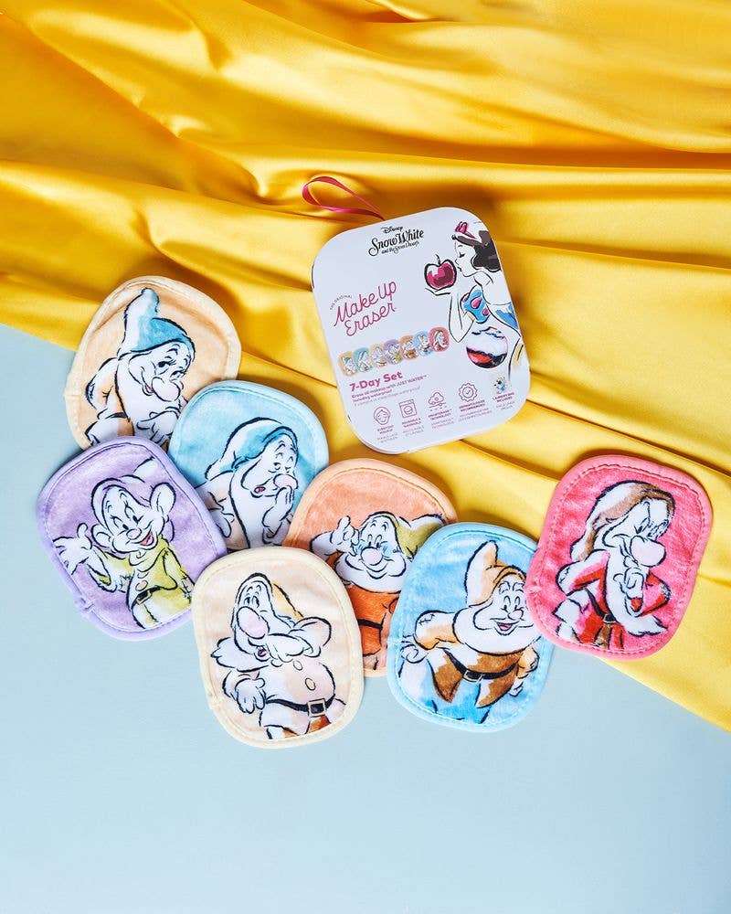 Snow White & The Seven Dwarfs 7-Day Gift Set © Disney