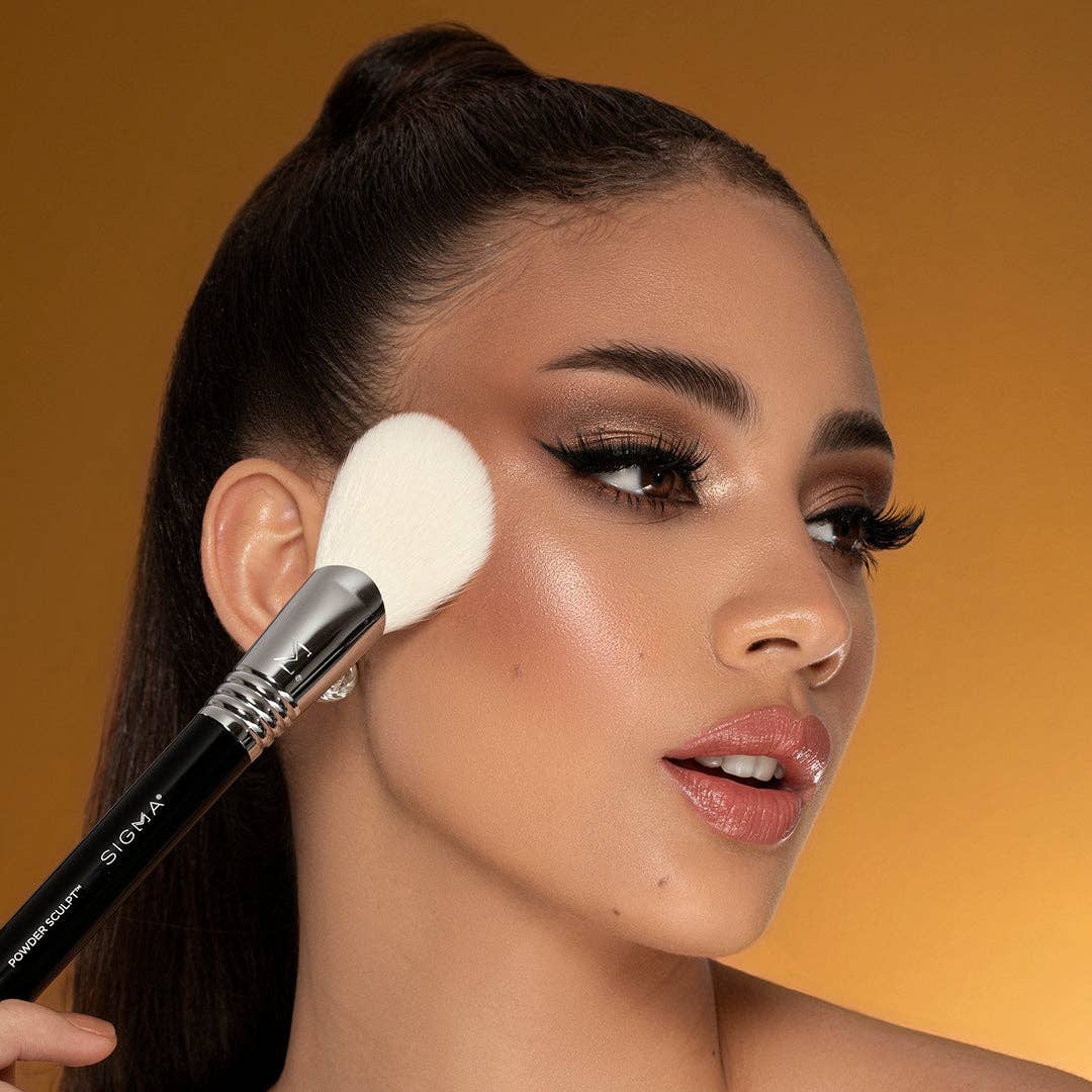 F44 POWDER SCULPT™ BRUSH