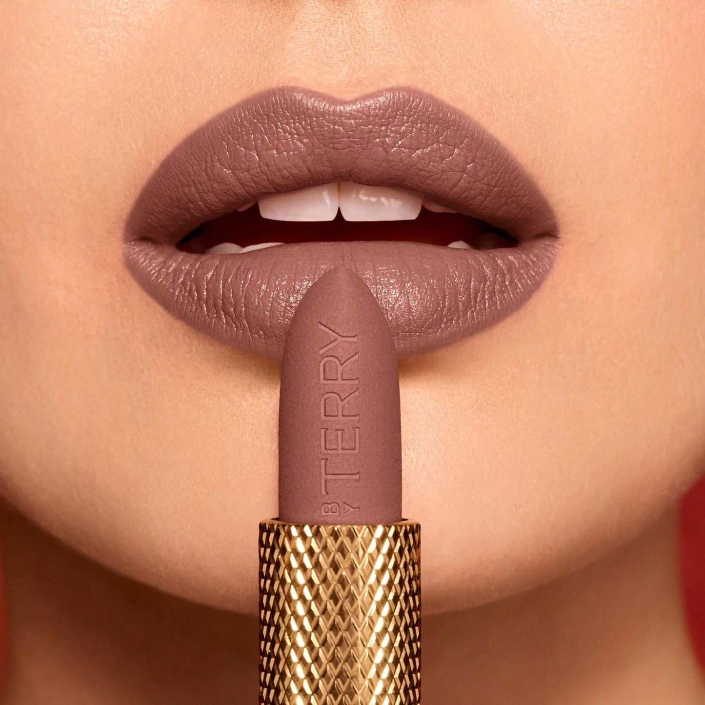 Rouge Opulent Lipstick
