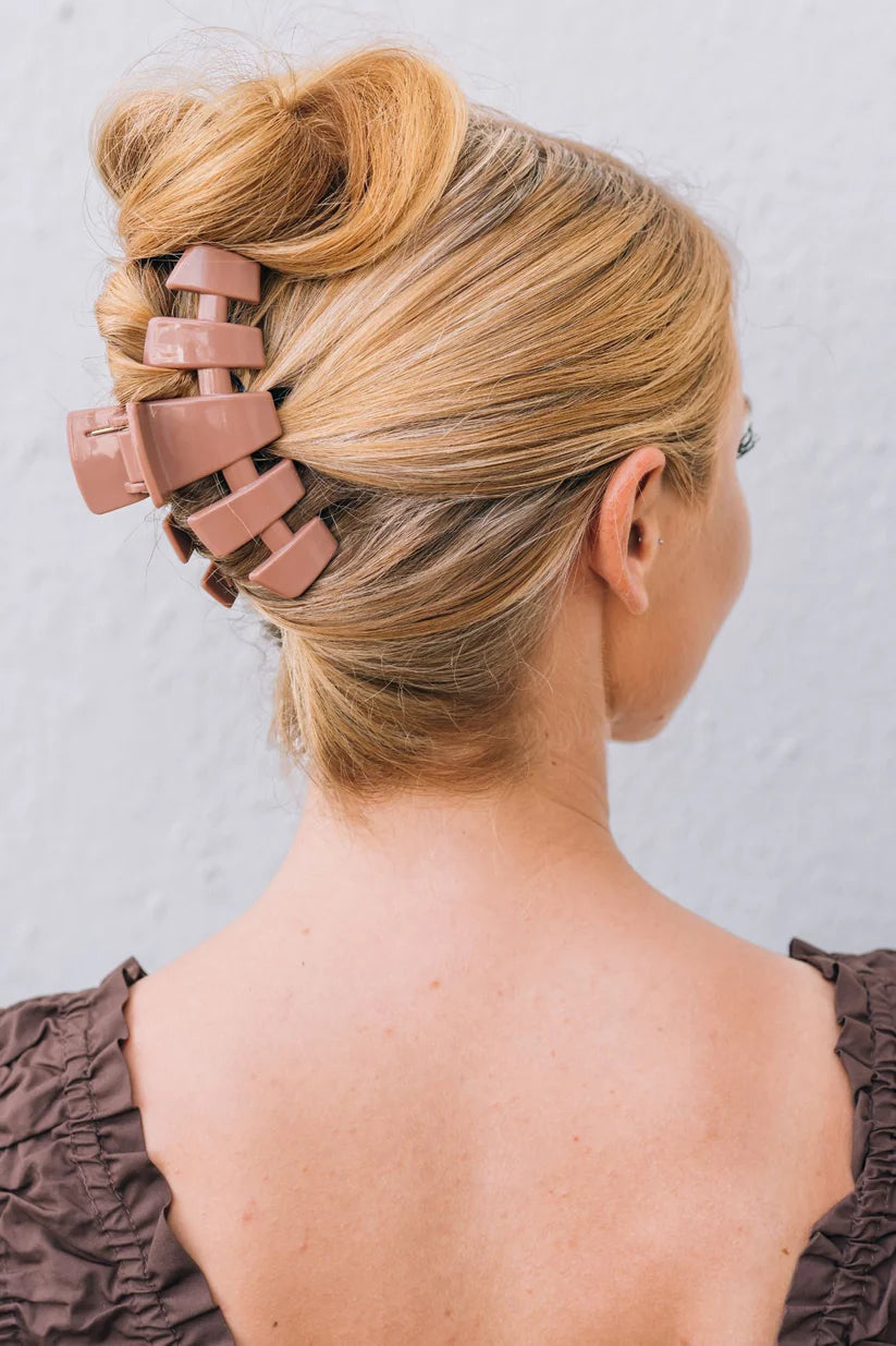 Classic Mocha Mousse Hair Clip (4 sizes)