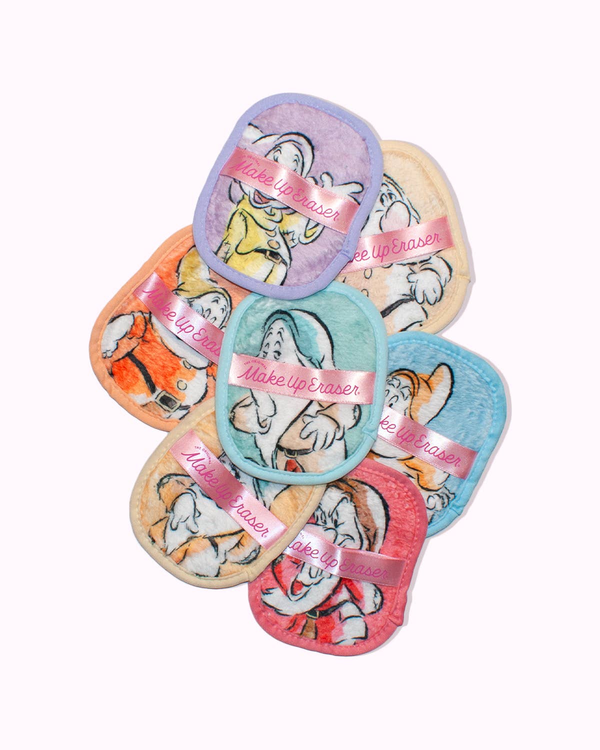 Snow White & The Seven Dwarfs 7-Day Gift Set © Disney