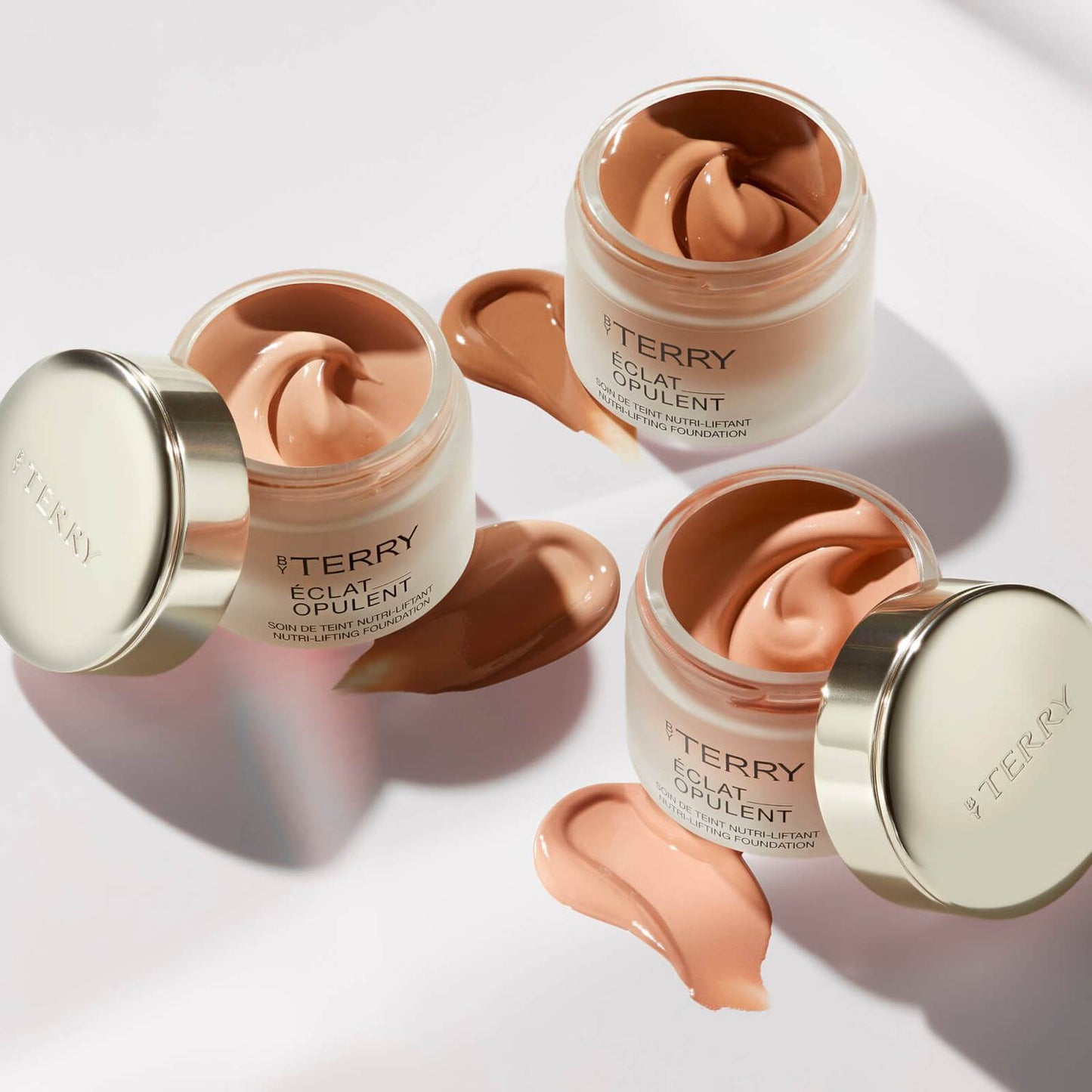 Éclat Opulent Foundation (Various Shades)