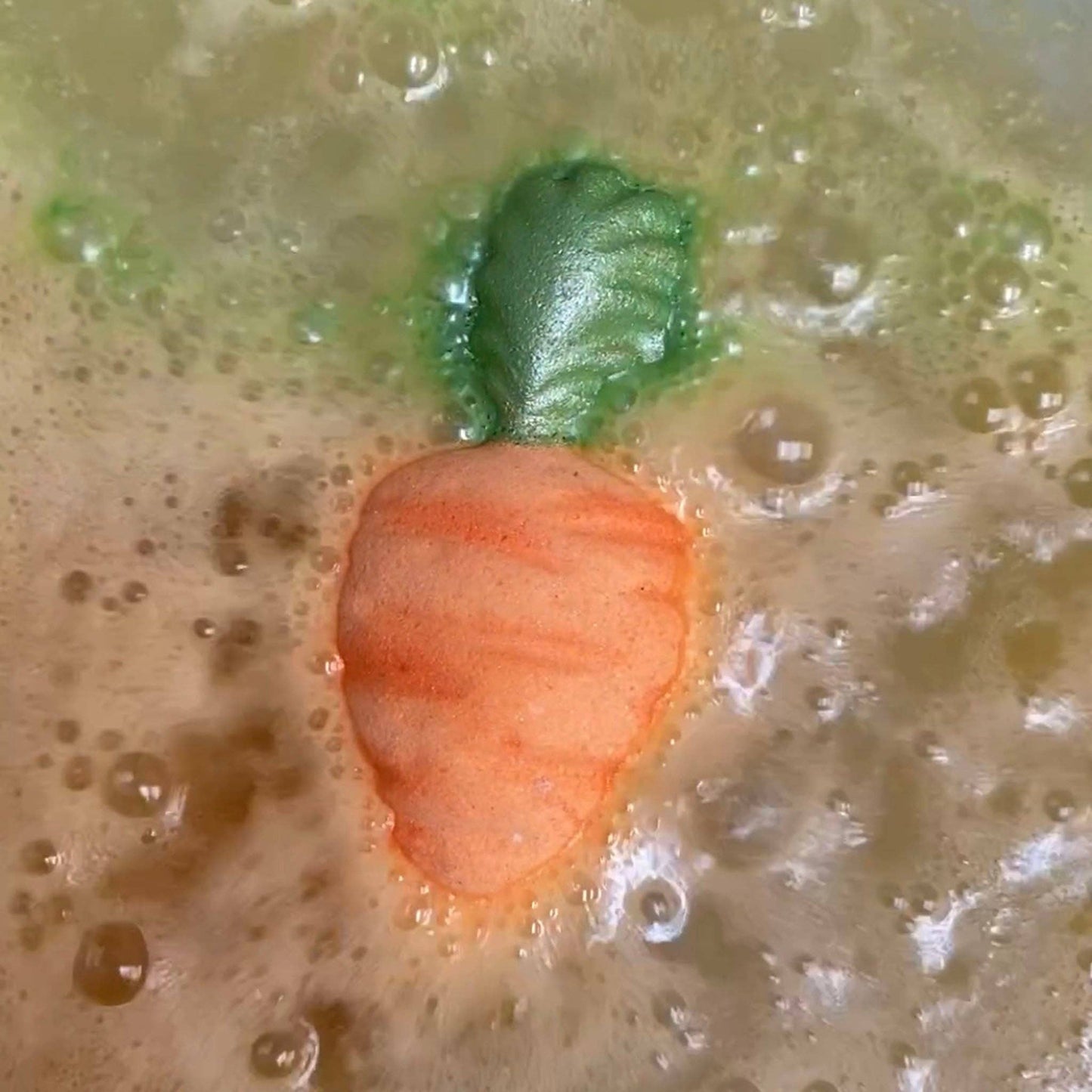 Easter - Mini Carrot Bath Bomb