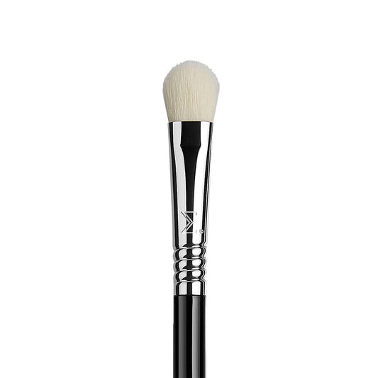 E28 DETAILED BUFFER™ BRUSH