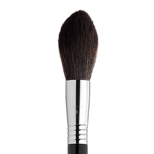 Spotlight Duster™ Cheek/Face Makeup Brush