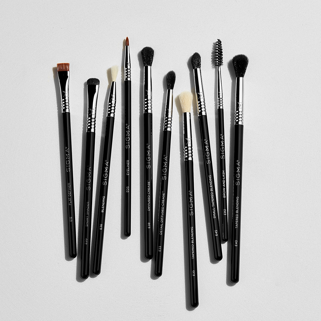 E45 SMALL TAPERED BLENDING BRUSH