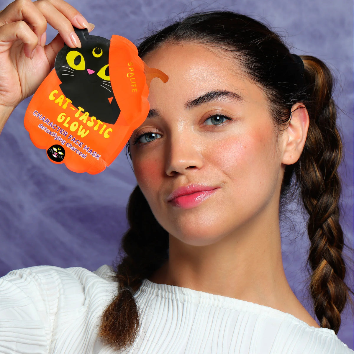 Animated Detoxifying & Exfoliating Facial Mask
