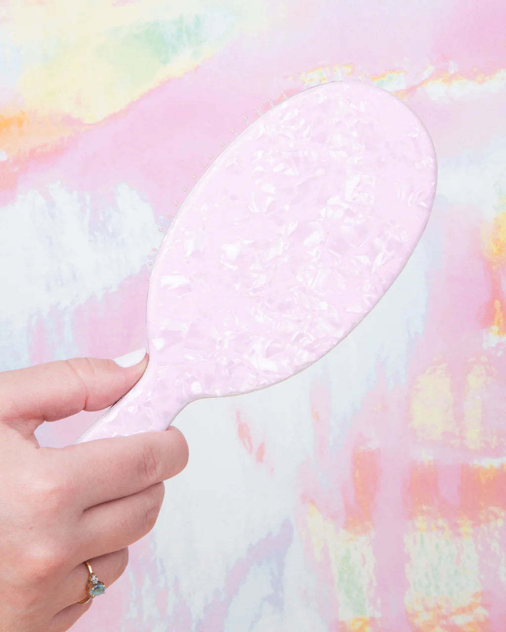 Glazed Donut detangle brush