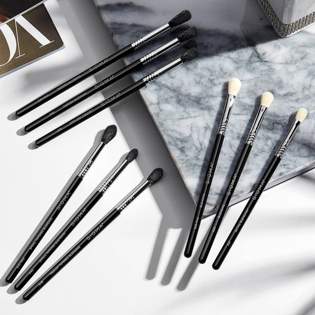 E45 SMALL TAPERED BLENDING BRUSH