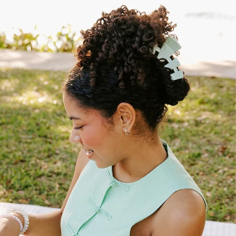 Dew Drop Classic Hair Clip