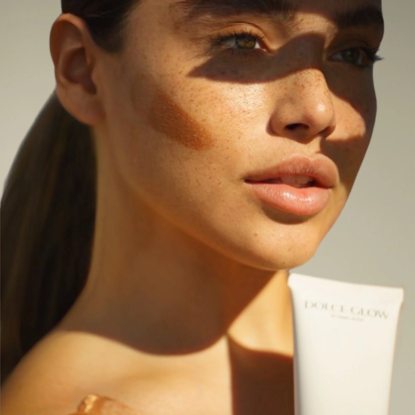 $600 Perk: Dolce Glow Mia Instant Body Glow